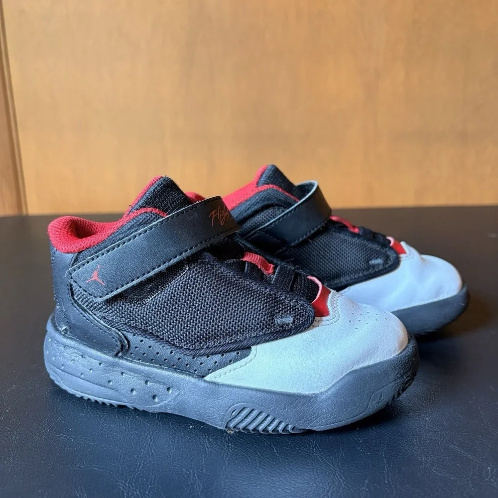 Jordan Max Aura 4 TD Toddler Sneakers Size 9C Red Black White Basketball Shoes